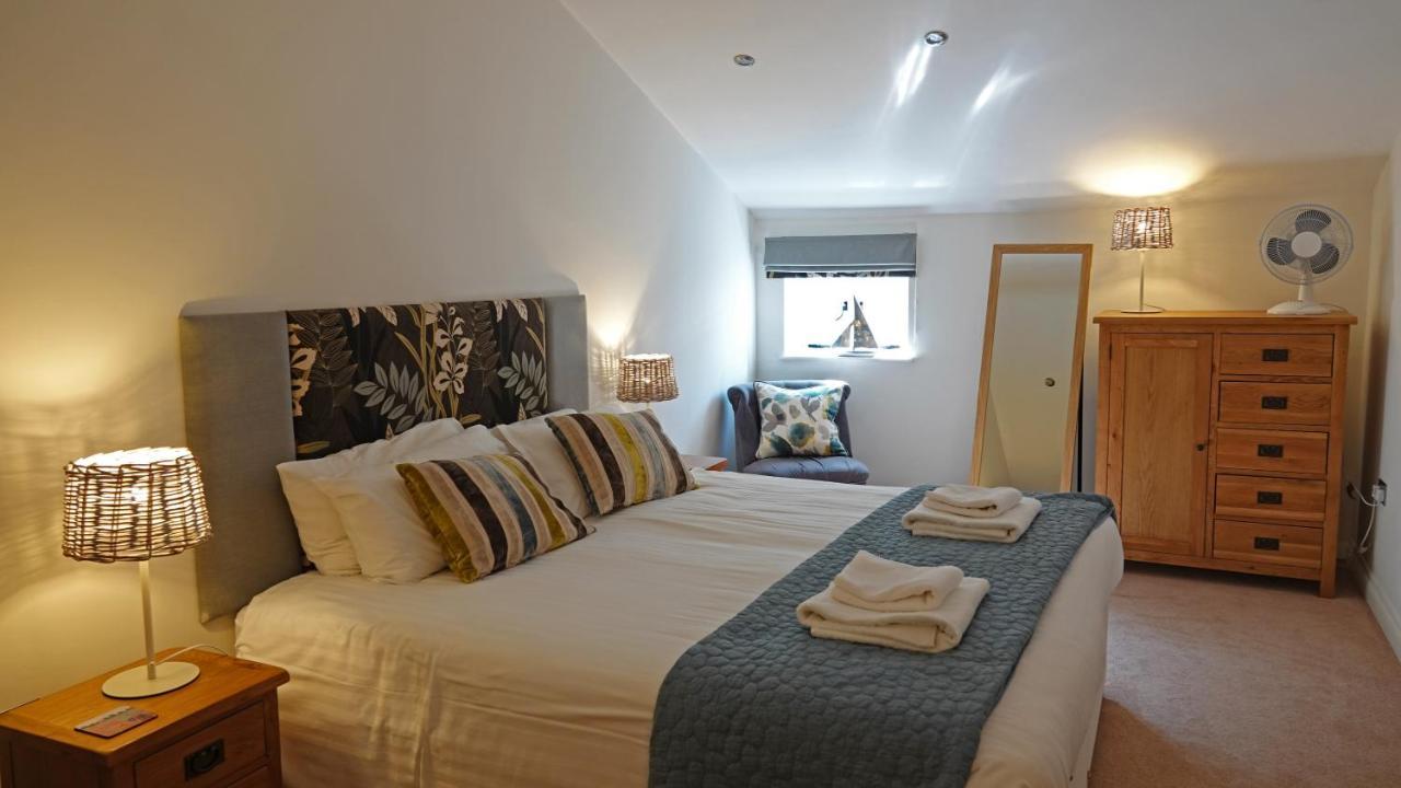 Merchants Rest Dartmouth Ngoại thất bức ảnh