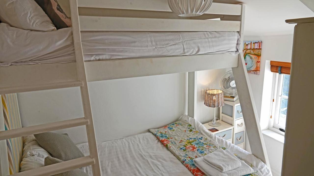 Merchants Rest Dartmouth Ngoại thất bức ảnh
